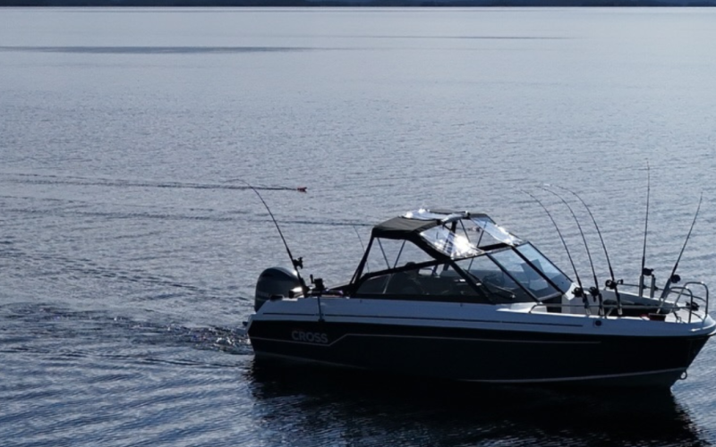 Private Lake Inari Boat Adventure